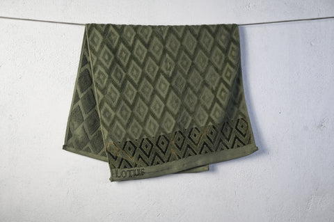 Classic Dark Olive Sheared Velour Towel (50×90 cm)