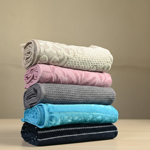 The VJ Colored bath towels ( Set of 5 pcs)