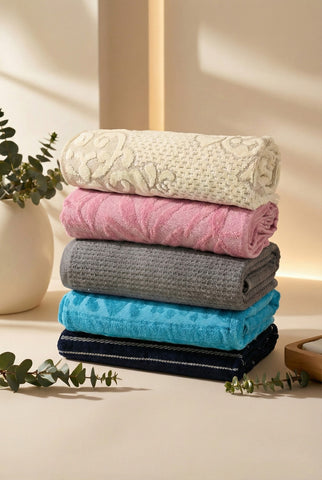 The VJ Colored bath towels ( Set of 5 pcs)