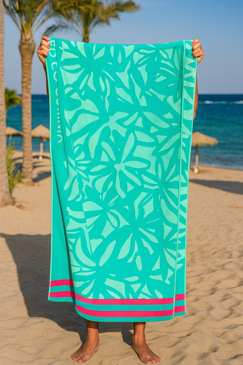 منشفة شاطئ أوشن تويست