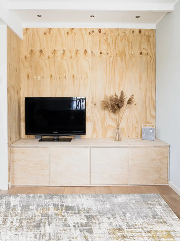 غرز ذهبية هادئة 